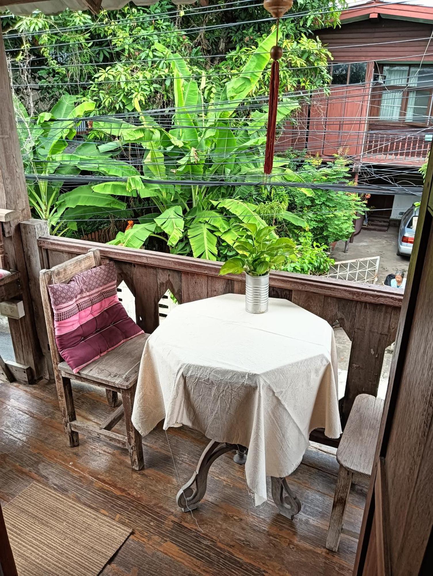 Huen Chiang Man Hostel (Adults Only) Chiang Mai Exterior photo