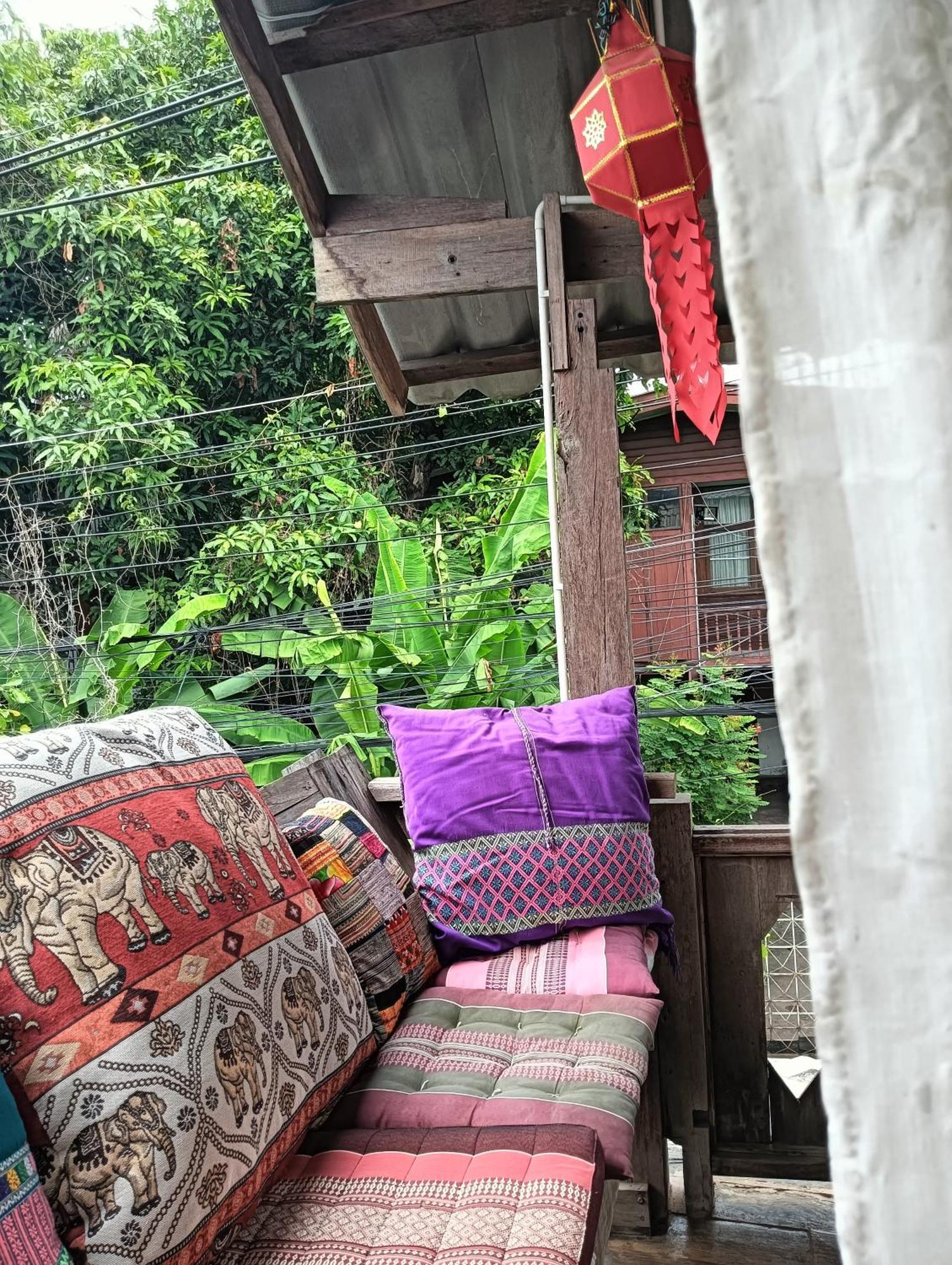 Huen Chiang Man Hostel (Adults Only) Chiang Mai Exterior photo