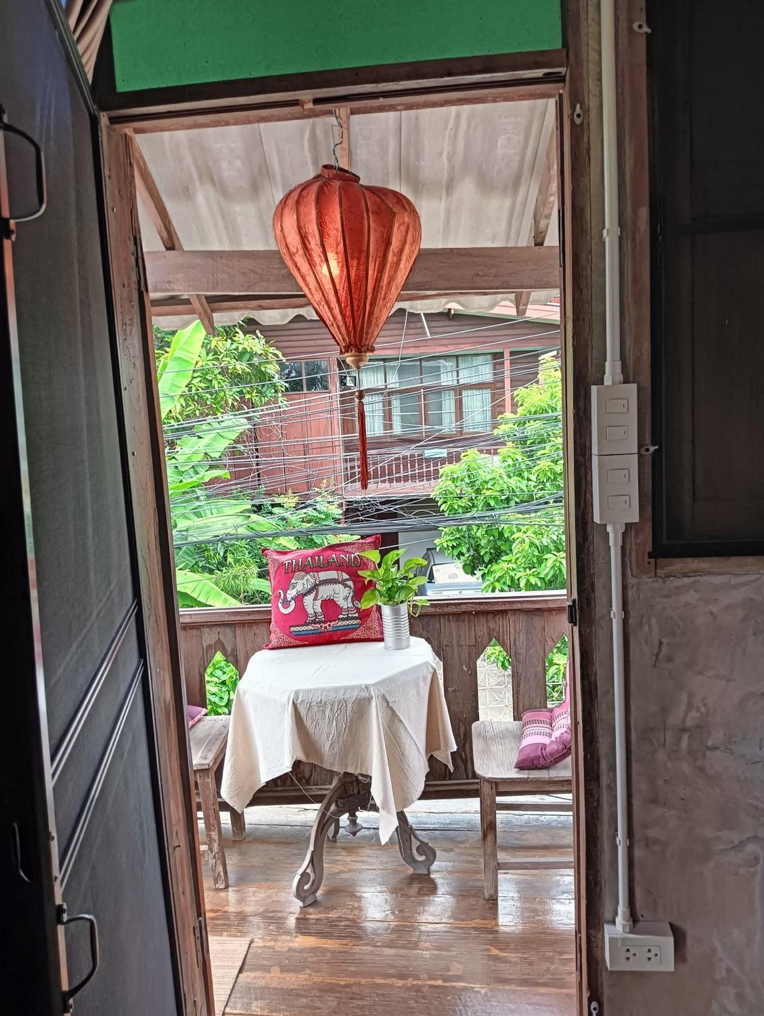 Huen Chiang Man Hostel (Adults Only) Chiang Mai Exterior photo