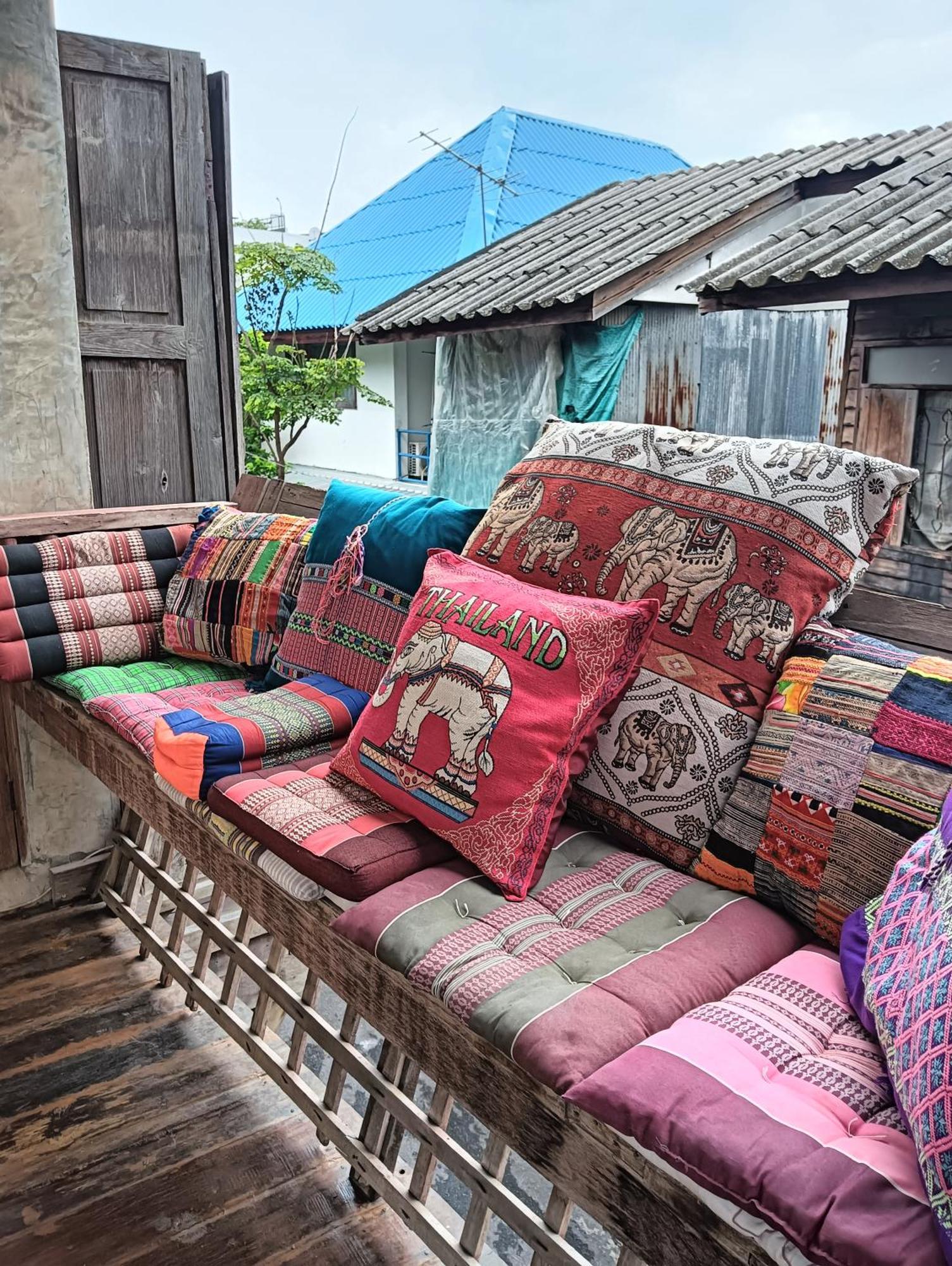 Huen Chiang Man Hostel (Adults Only) Chiang Mai Exterior photo