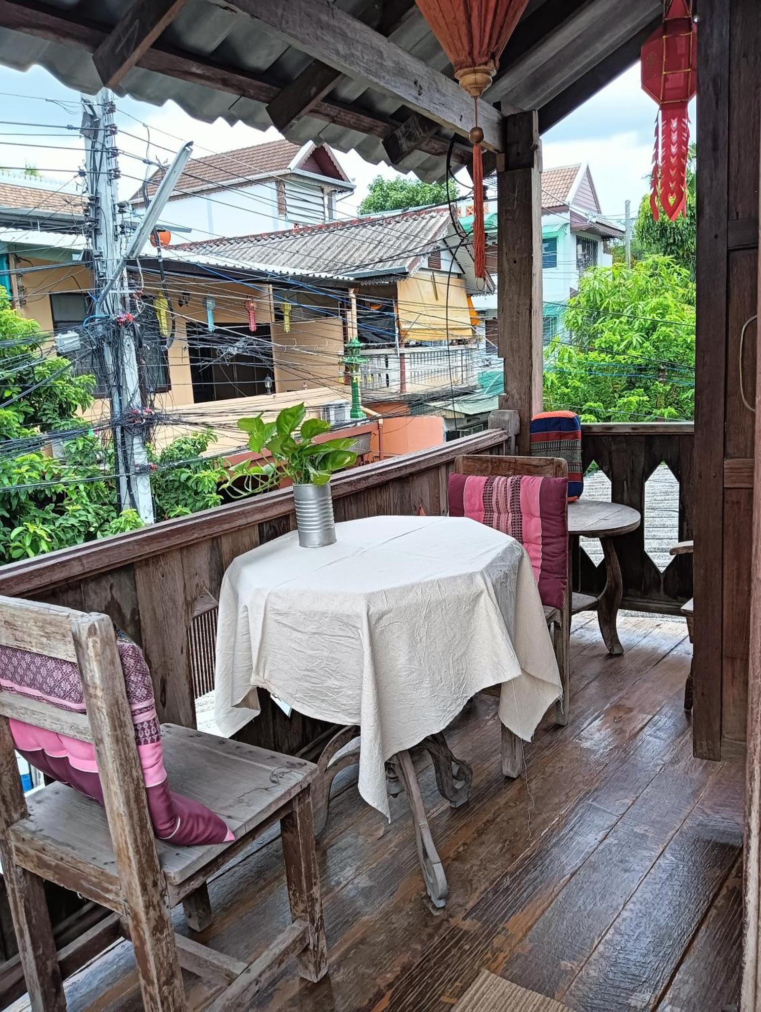 Huen Chiang Man Hostel (Adults Only) Chiang Mai Exterior photo