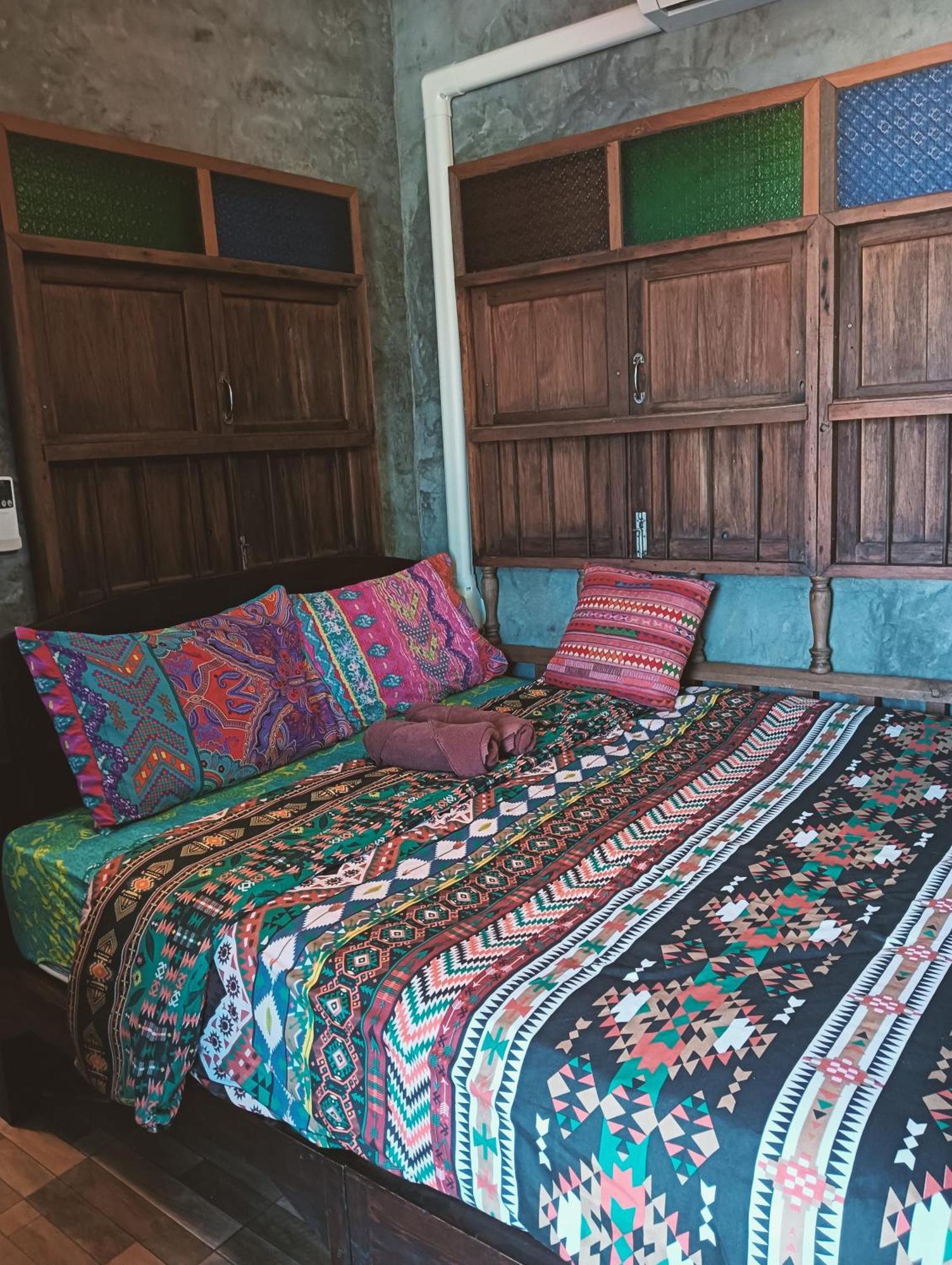 Huen Chiang Man Hostel (Adults Only) Chiang Mai Exterior photo