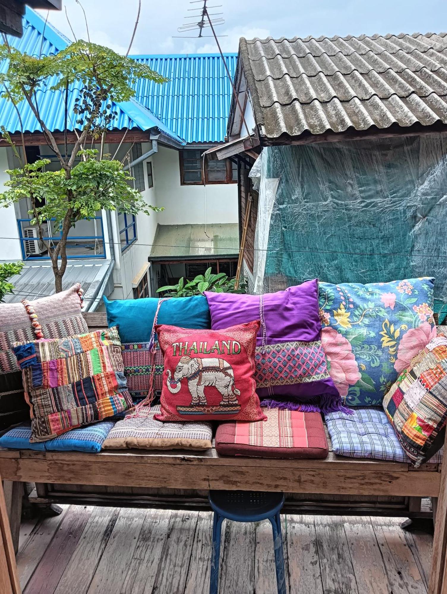 Huen Chiang Man Hostel (Adults Only) Chiang Mai Exterior photo