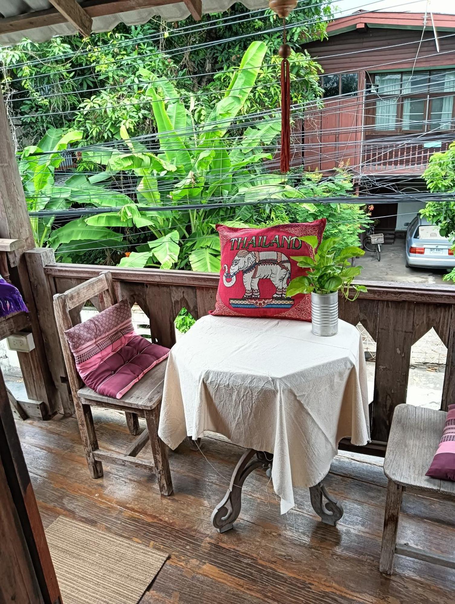 Huen Chiang Man Hostel (Adults Only) Chiang Mai Exterior photo