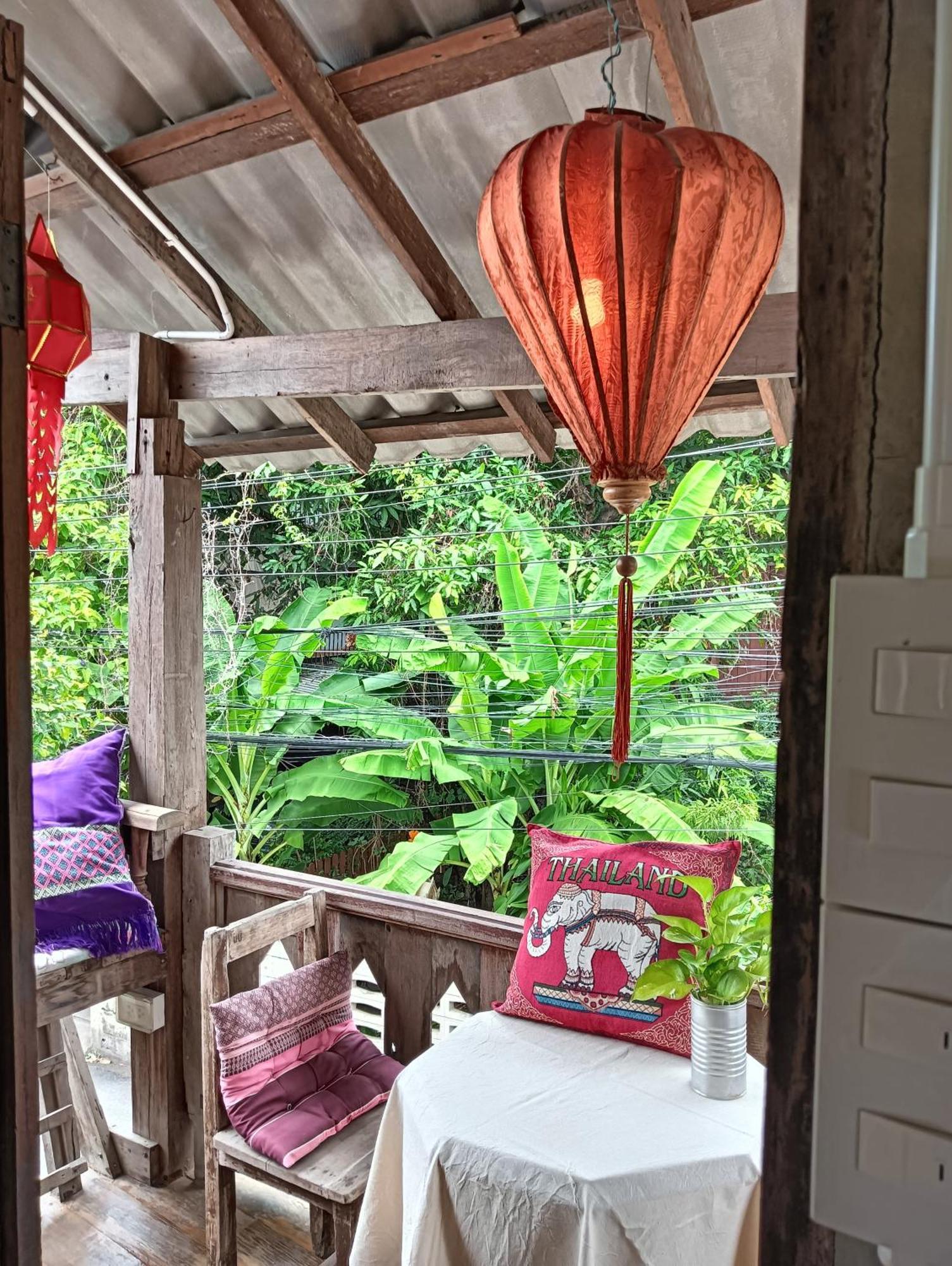 Huen Chiang Man Hostel (Adults Only) Chiang Mai Exterior photo