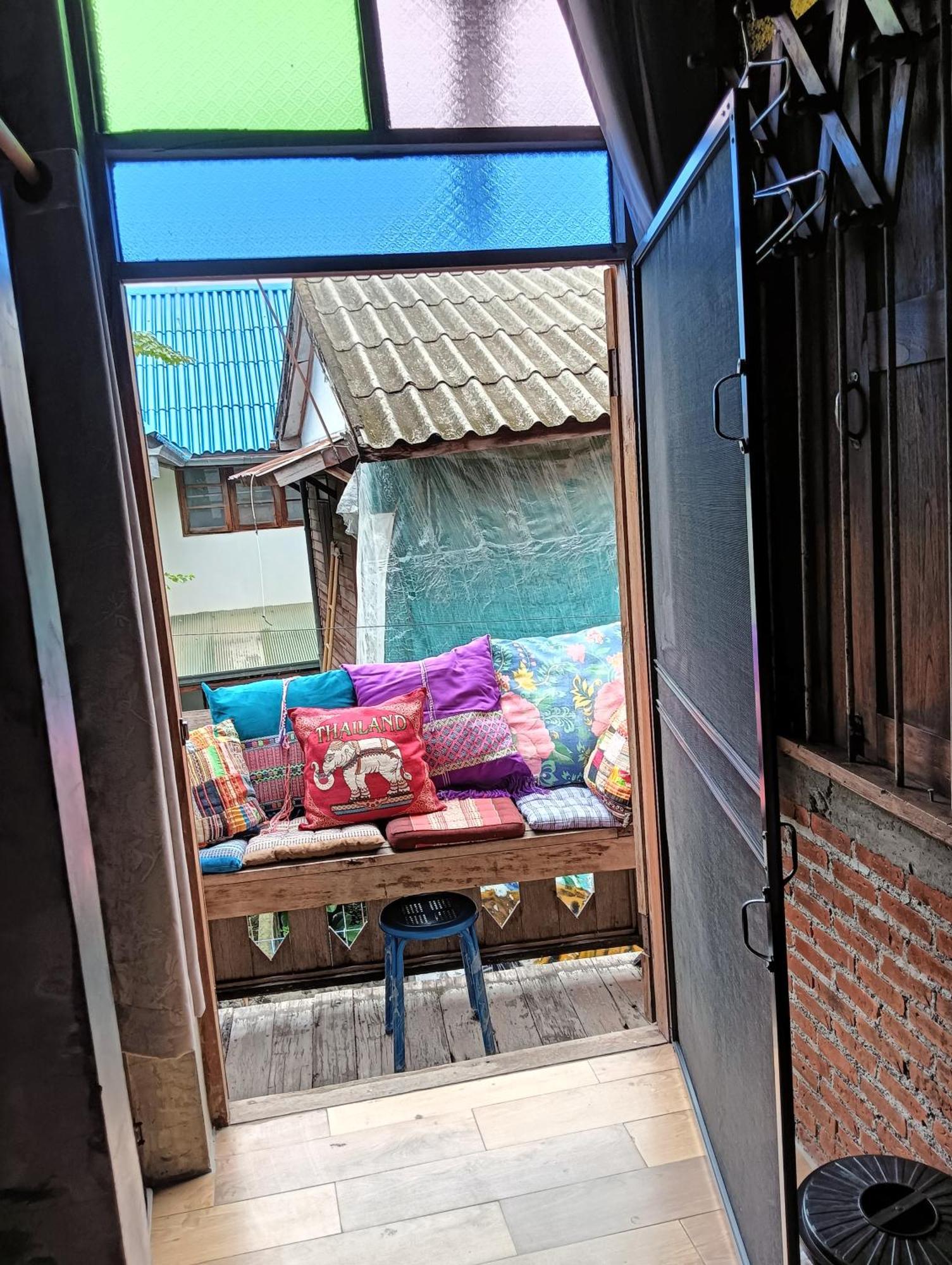 Huen Chiang Man Hostel (Adults Only) Chiang Mai Exterior photo
