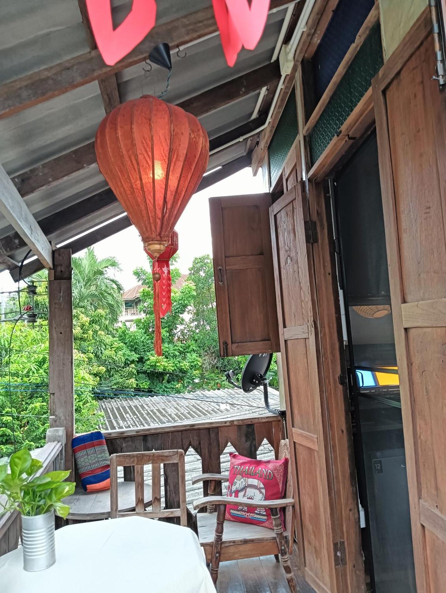 Huen Chiang Man Hostel (Adults Only) Chiang Mai Exterior photo