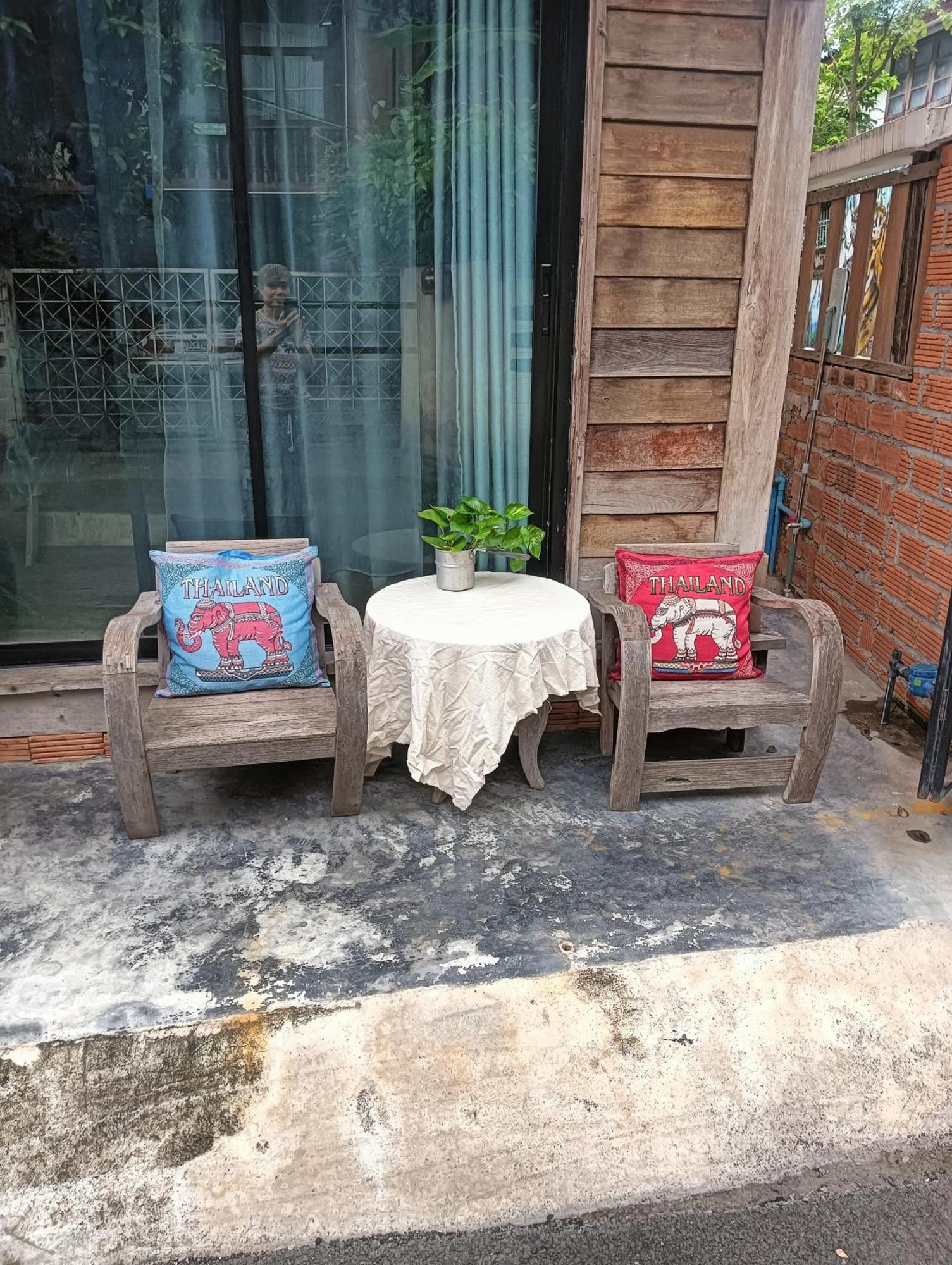 Huen Chiang Man Hostel (Adults Only) Chiang Mai Exterior photo