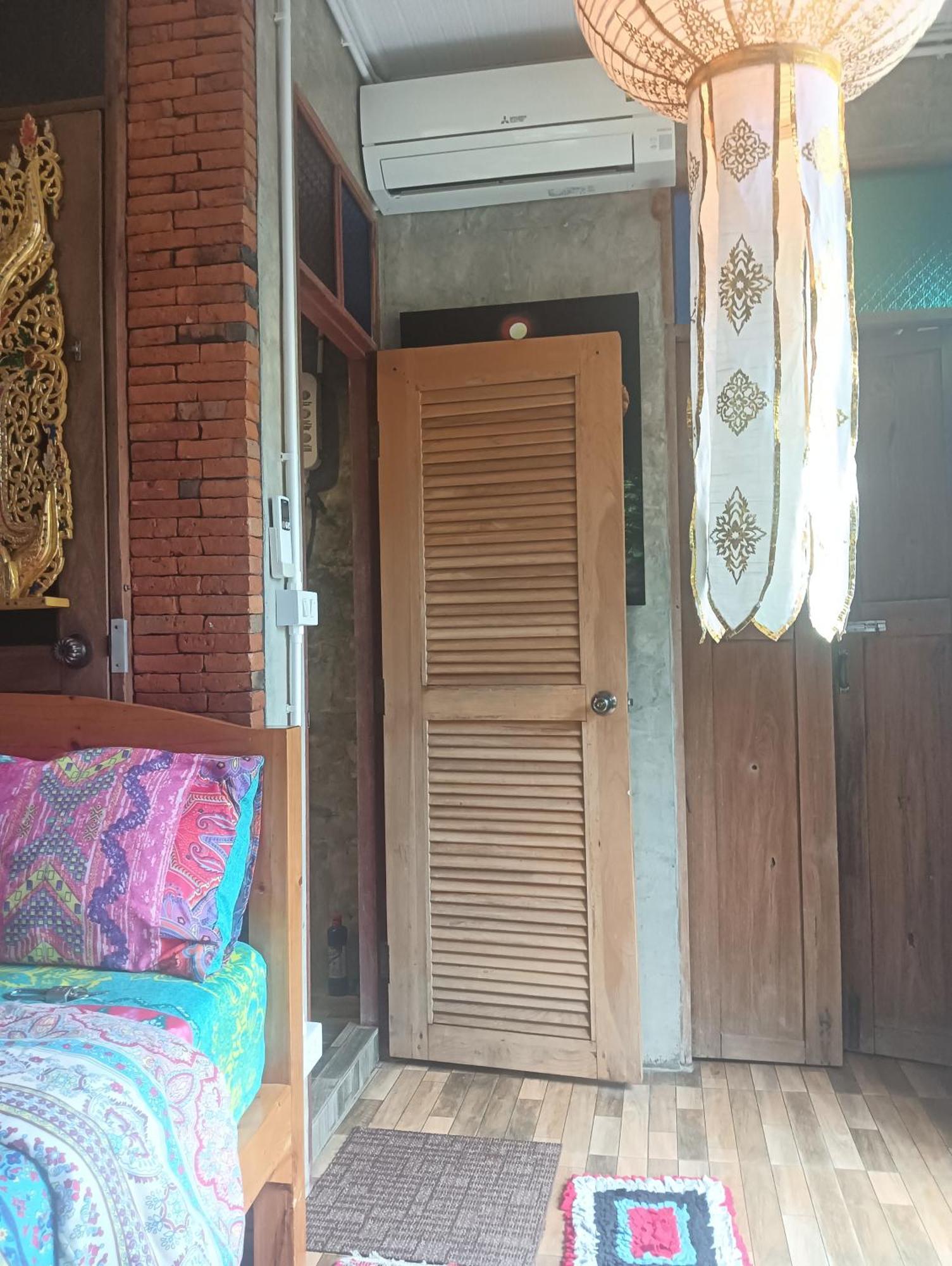Huen Chiang Man Hostel (Adults Only) Chiang Mai Exterior photo