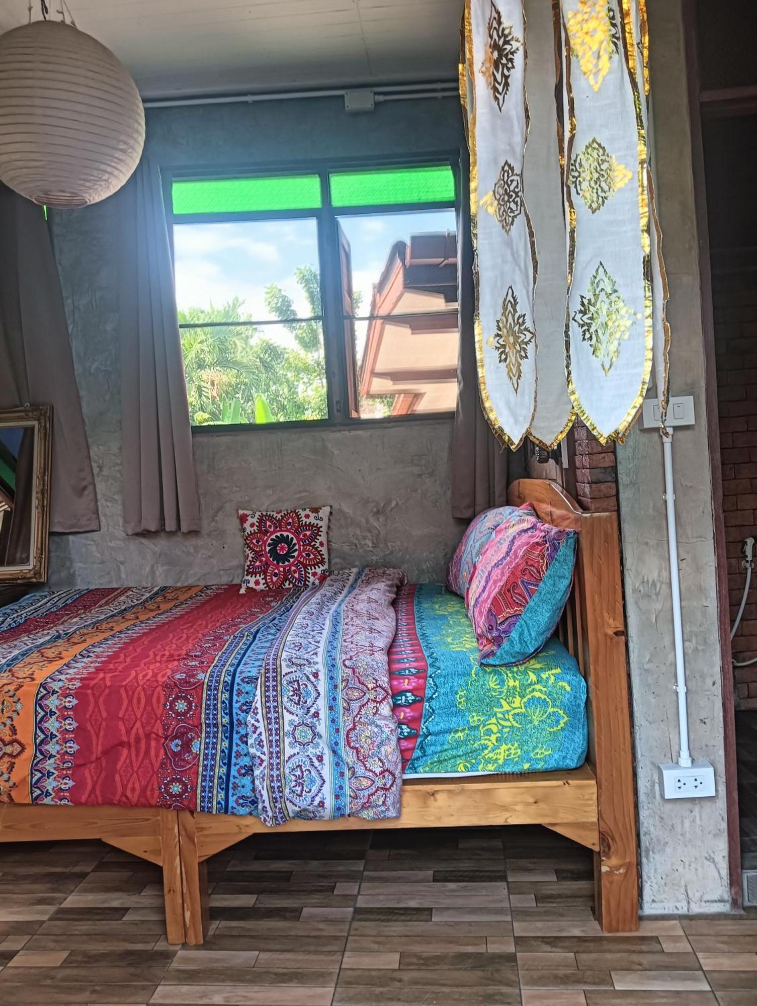Huen Chiang Man Hostel (Adults Only) Chiang Mai Exterior photo