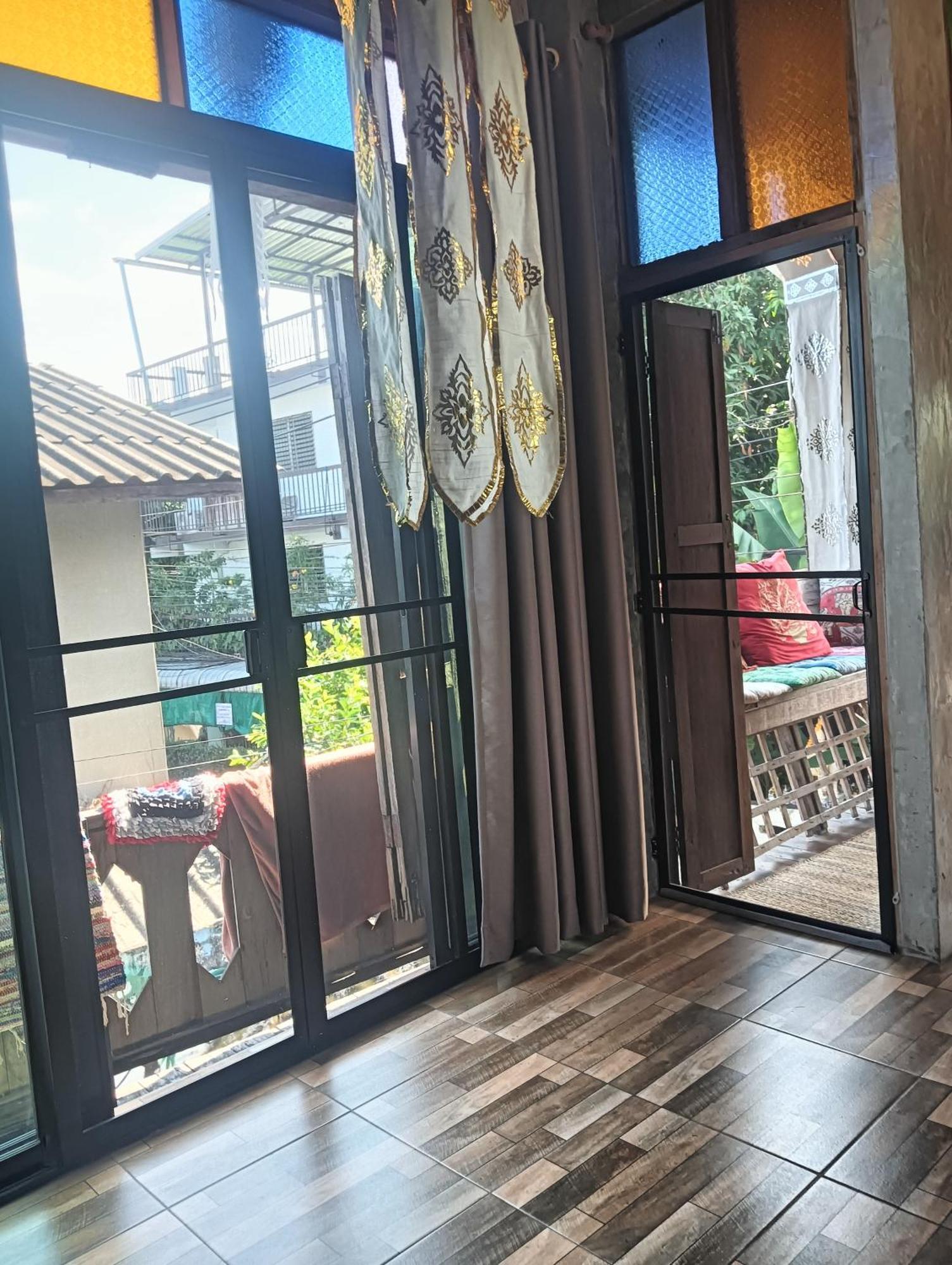 Huen Chiang Man Hostel (Adults Only) Chiang Mai Exterior photo
