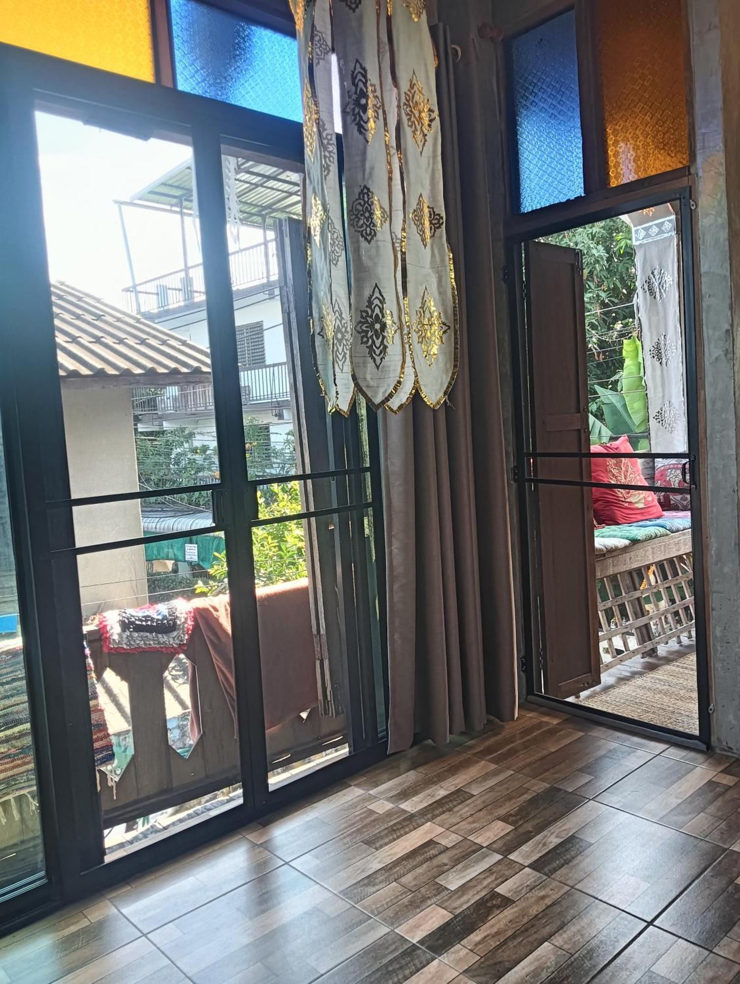 Huen Chiang Man Hostel (Adults Only) Chiang Mai Exterior photo